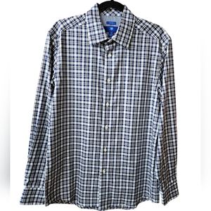 Egara Men's long sleeve button up, Medium.